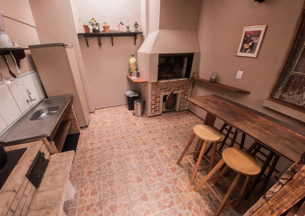 Frida Casa Hostel Пелотас Екстер'єр фото