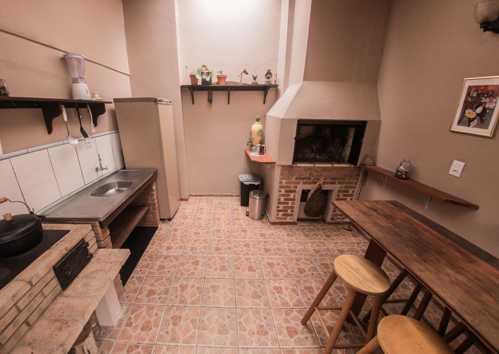 Frida Casa Hostel Пелотас Екстер'єр фото